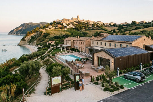 Struttura ricettiva nelle marche con interventi di efficientamento energetico: pannelli fotovoltaici, facciata coibentata
